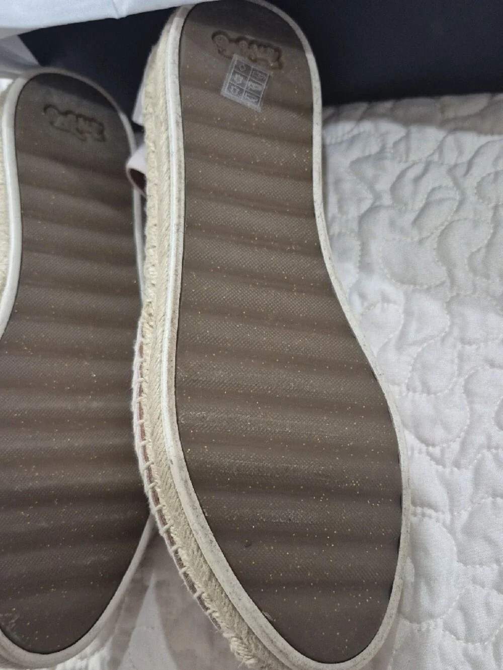 COACH Blush Floral Studded Espadrille Sandals Size 6B